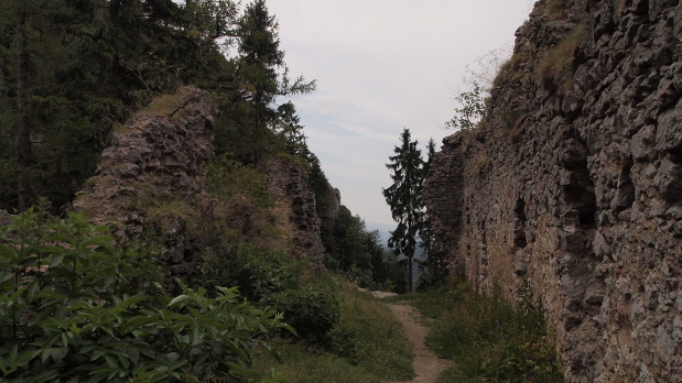 hrad Vršatec